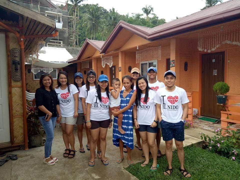 Sun Valley Hostel El Nido Exterior photo