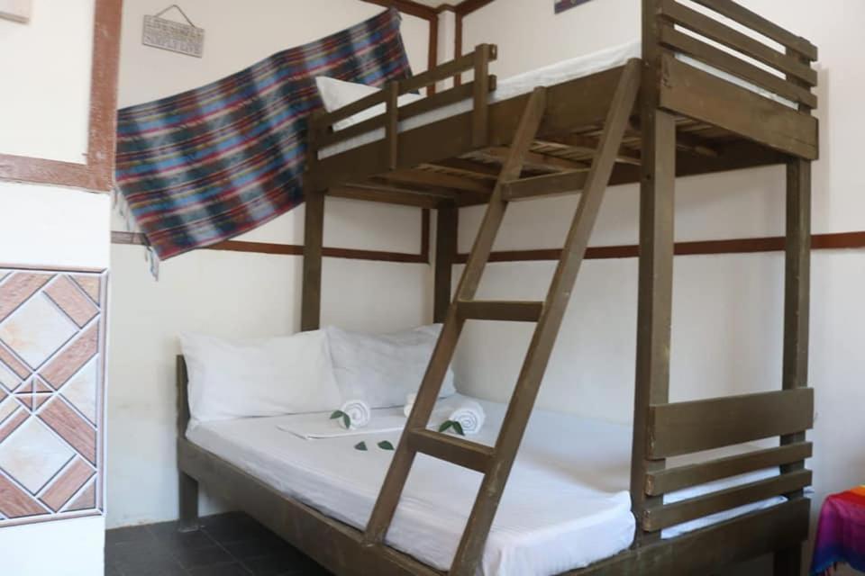 Sun Valley Hostel El Nido Exterior photo
