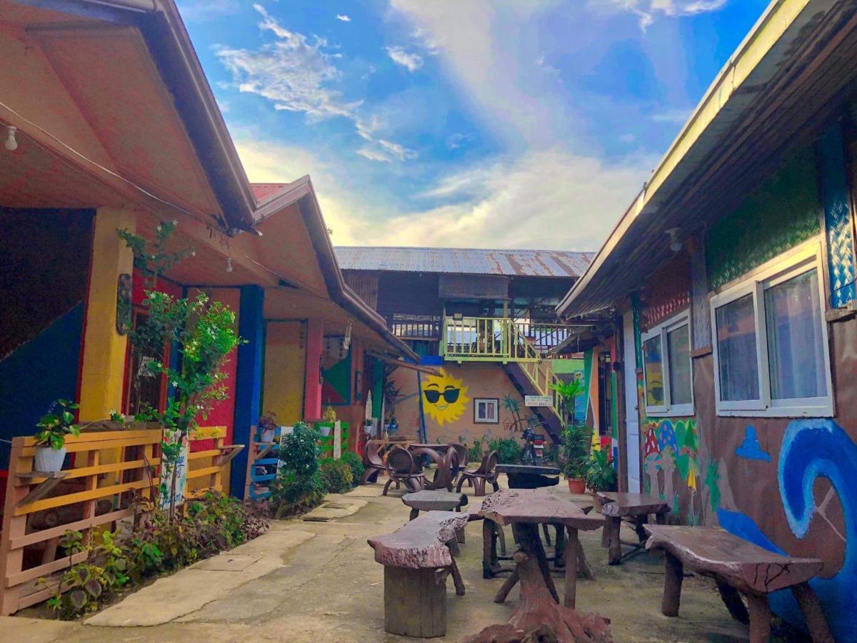 Sun Valley Hostel El Nido Exterior photo