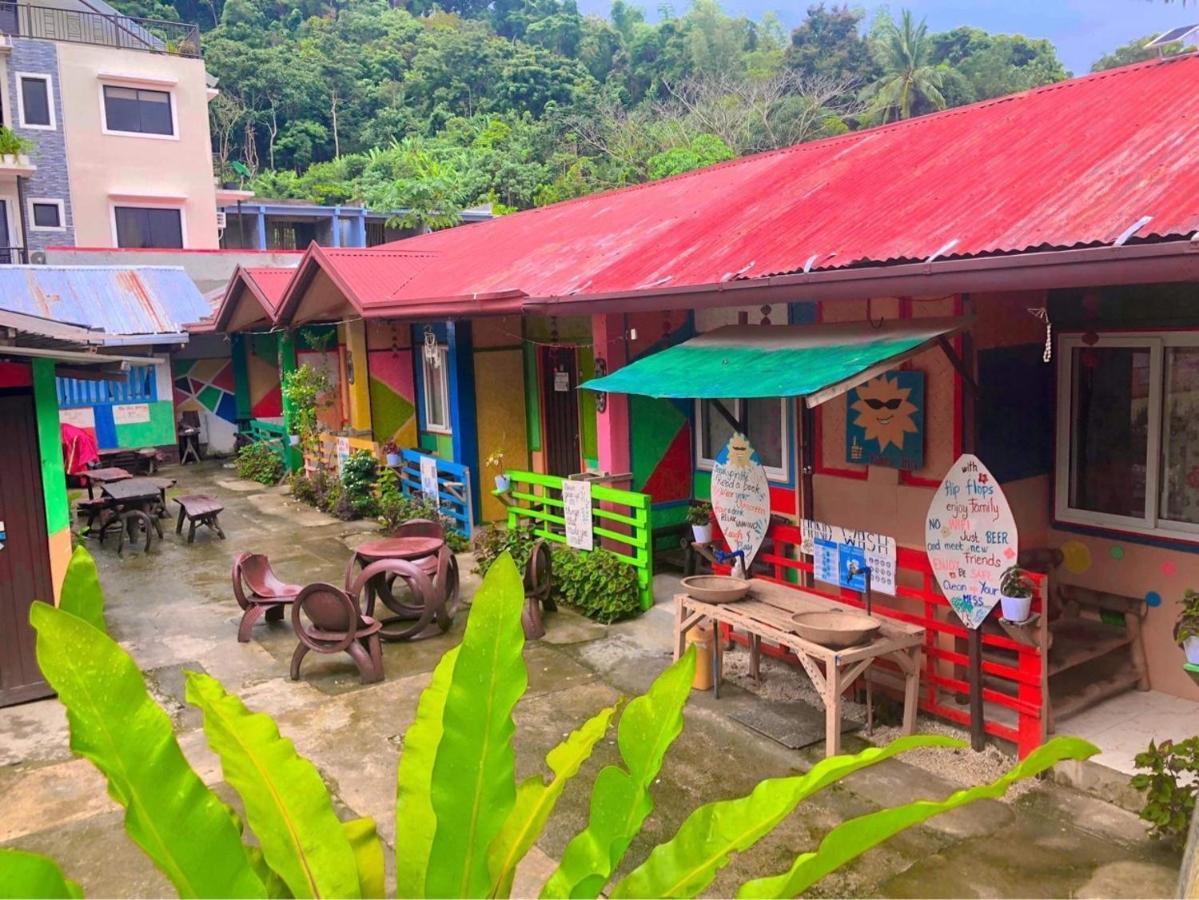 Sun Valley Hostel El Nido Exterior photo